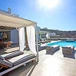 Panamera Mykonos, Private Heaven, Supreme View! Fanari (Mykonos)
